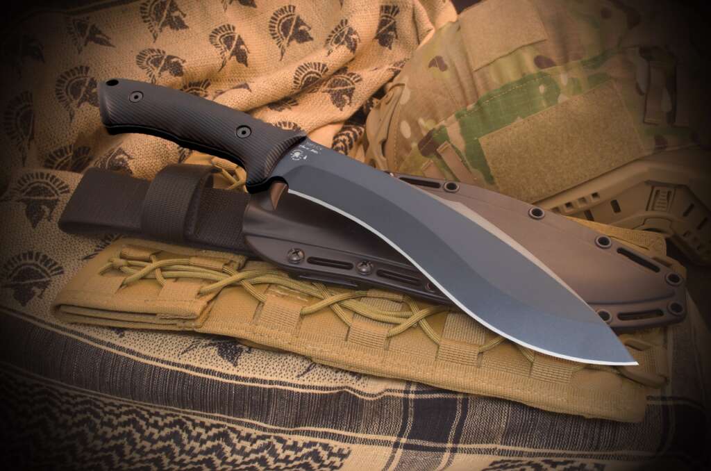 Best 10 Weapons for Close Combat Fights Best 10 Weapons for Close Combat Fights