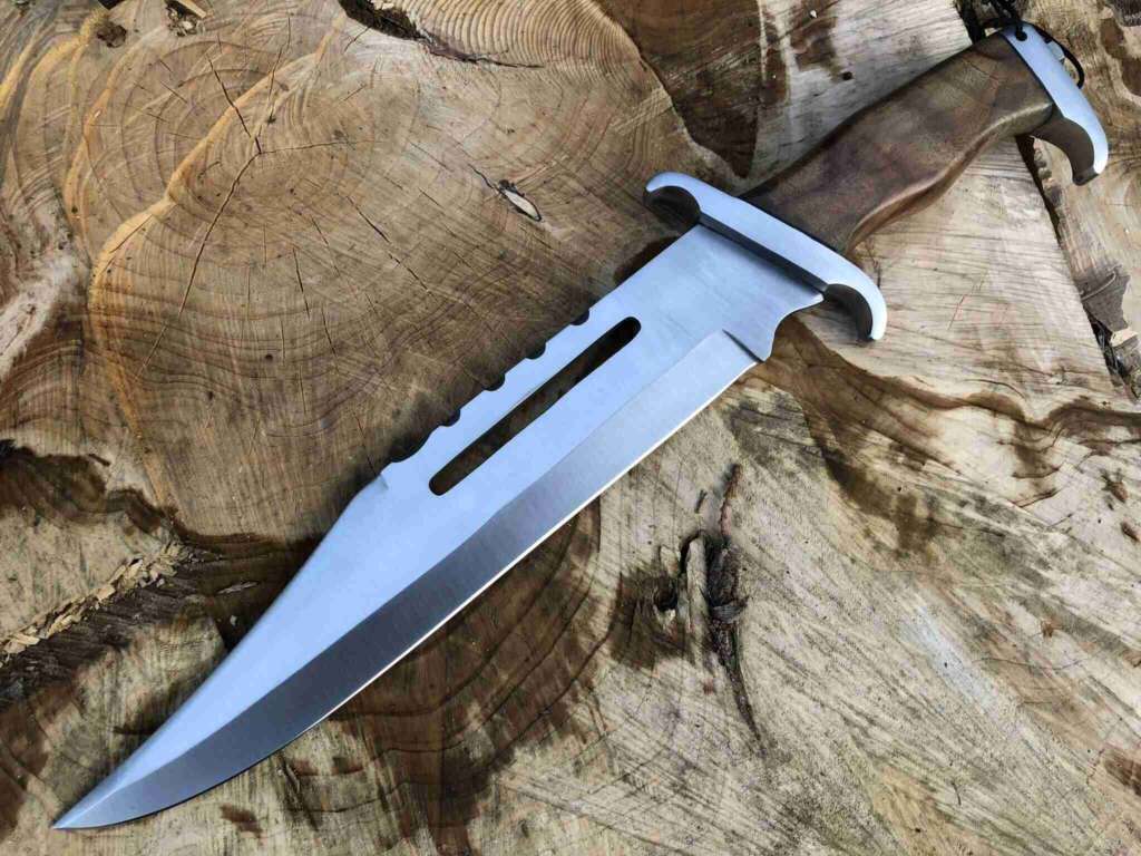 Best 10 Weapons for Close Combat Fights Best 10 Weapons for Close Combat Fights
